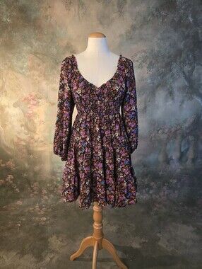 Entro Smocked Bodice Sweetheart Neckline Floral Dress S
